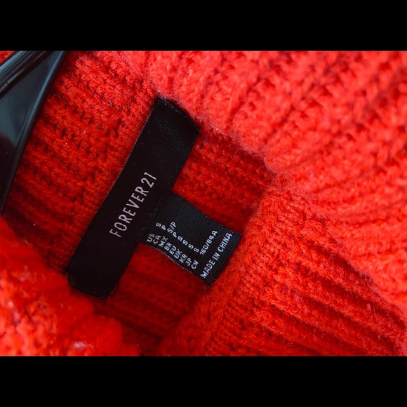 Crop turtleneck sweater - Picture 2 of 4